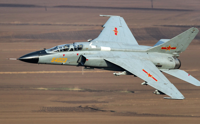 噴氣式飛機(jī)潤滑油的粘度較小